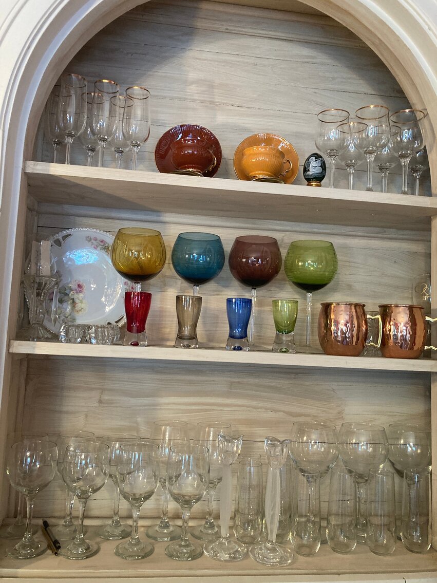 Image for Grafton, WV – Online Estate Auction: Estate of Judith Mosco: Furniture, Household Items, Small Appliances, Glassware, China, and more!