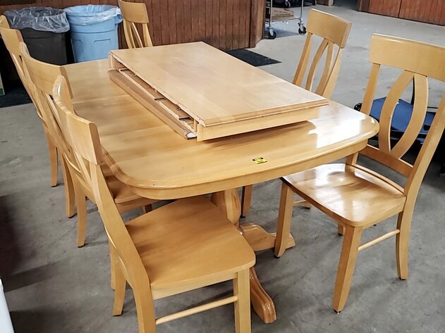 Image for June Consignments Ring 1