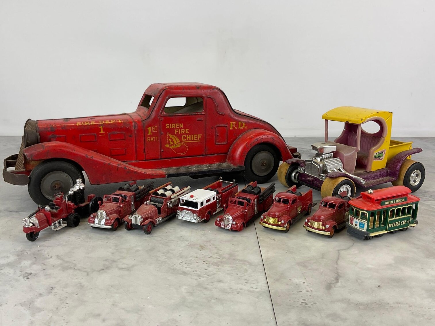 Image for Home and Décor | July 7, 2022 at 8:00 PM