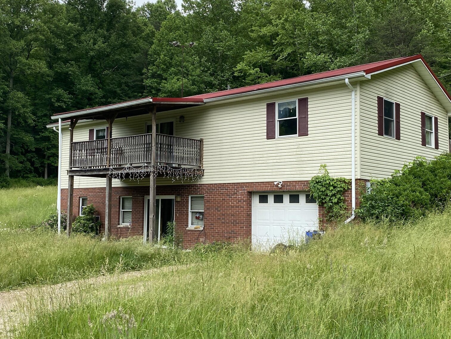 SOLD TwoStory, 3 Bedroom House in Big Chimney