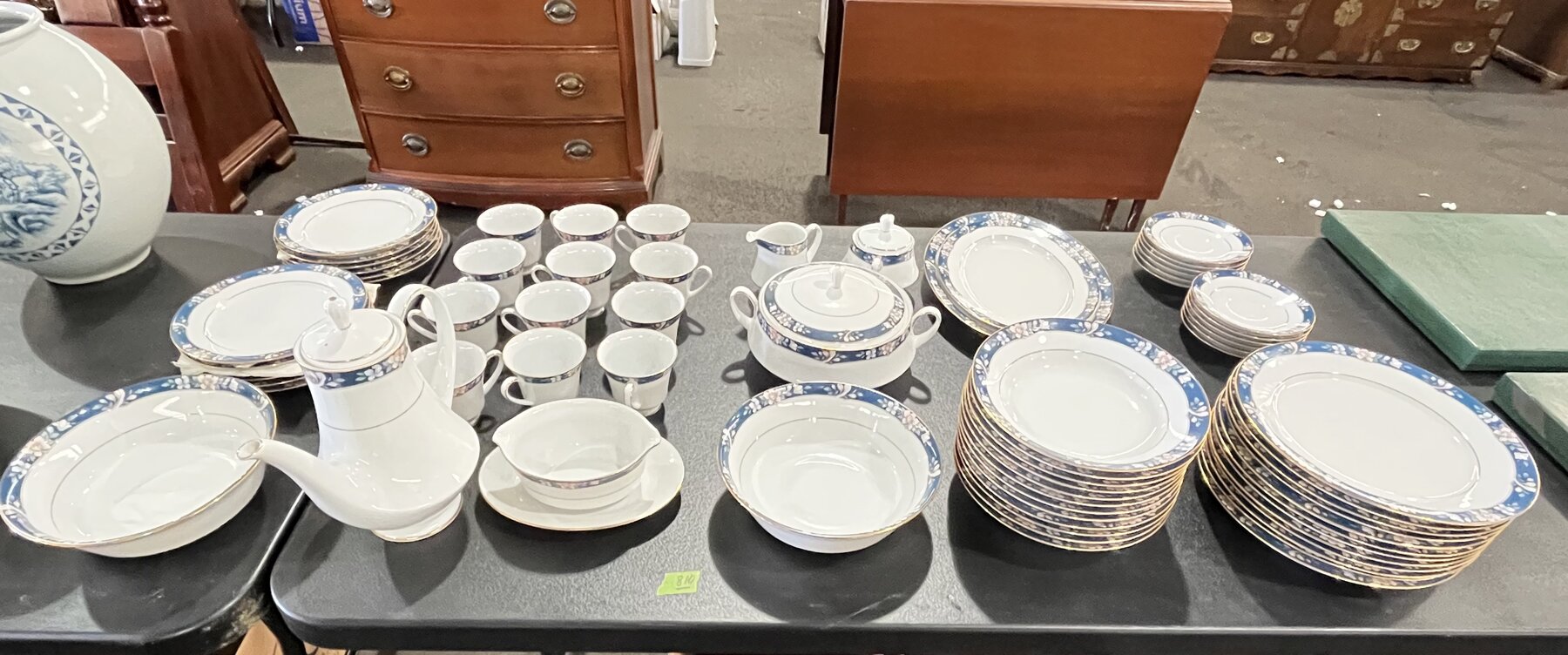 Image for Asian and Oriental Design Carpets, Asian and Italian-inspired Ceramics, Porcelain and China, Quality Glassware