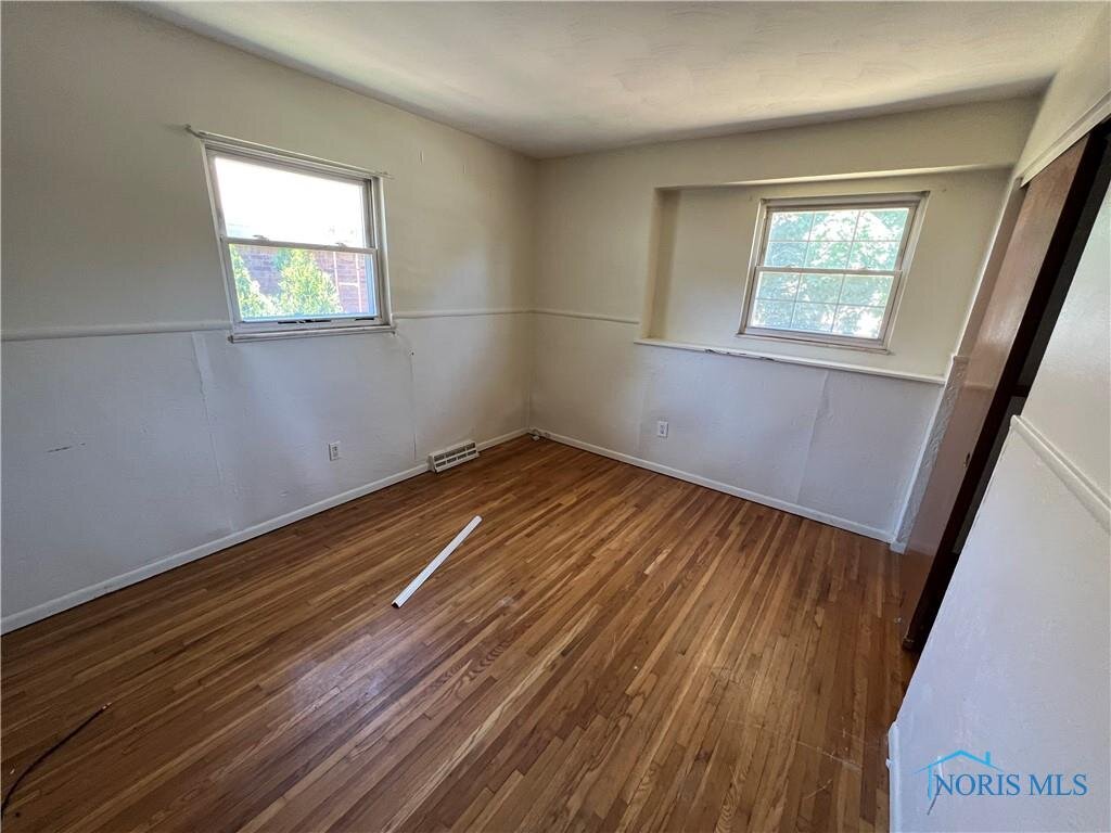 Image for MINIMUM BID AUCTION $59,000! 3953 Quinton Ave