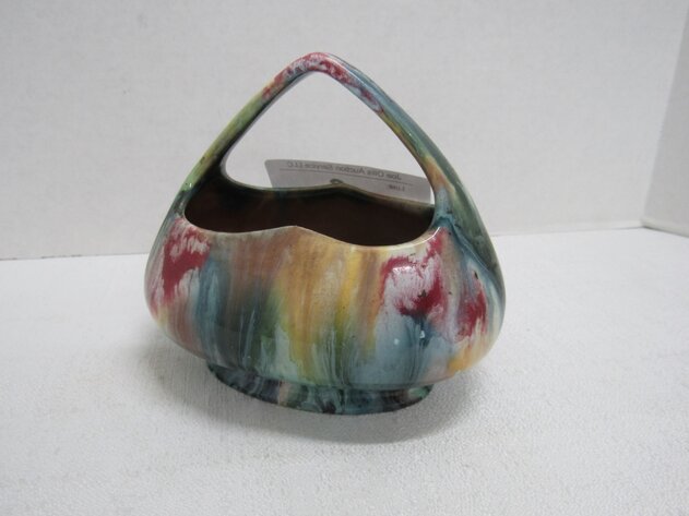 Image for Czech Glassware, Mccoy, Fenton, Hull Pottery, Van Briggle, Prints & More