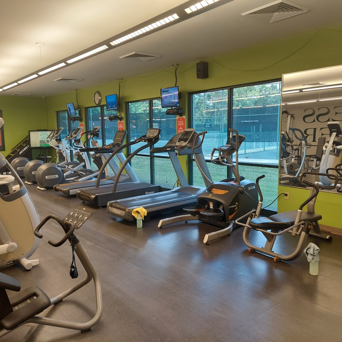 Image for Charleston: Commercial Gym Equipment Liquidation