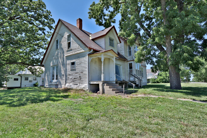 Image for Burrows Tracts Real Estate Online Only Residential Real Estate Auction 1043 7th Street, Pawnee City NE