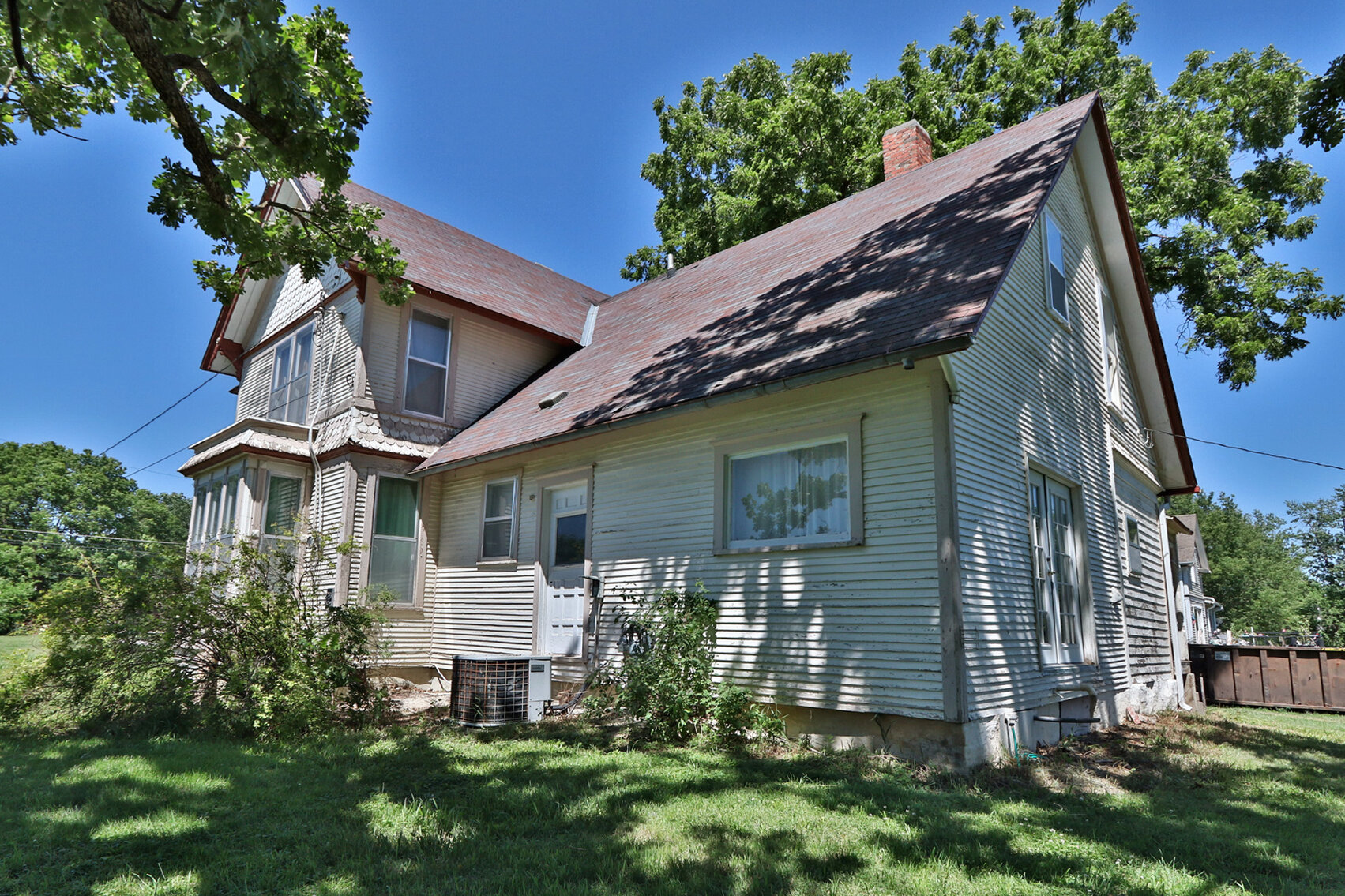 Image for Burrows Tracts Real Estate Online Only Residential Real Estate Auction 1043 7th Street, Pawnee City NE