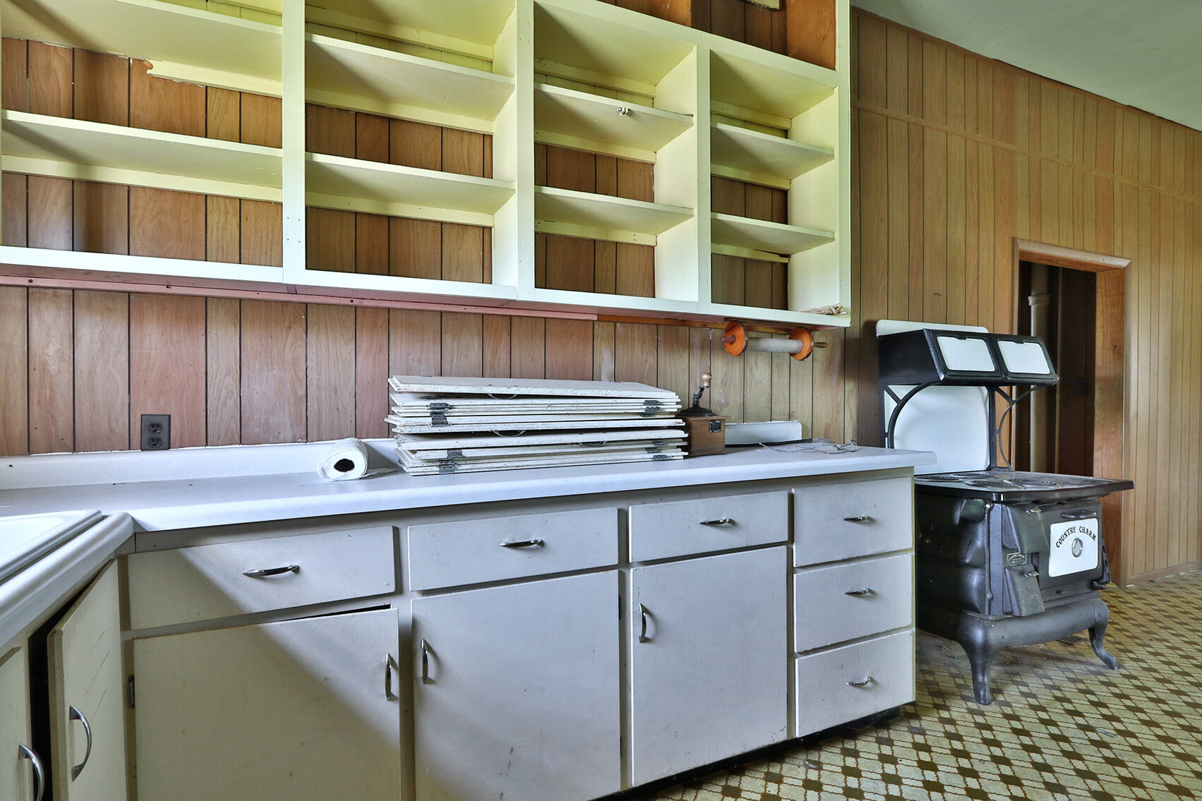 Image for Burrows Tracts Real Estate Online Only Residential Real Estate Auction 1043 7th Street, Pawnee City NE