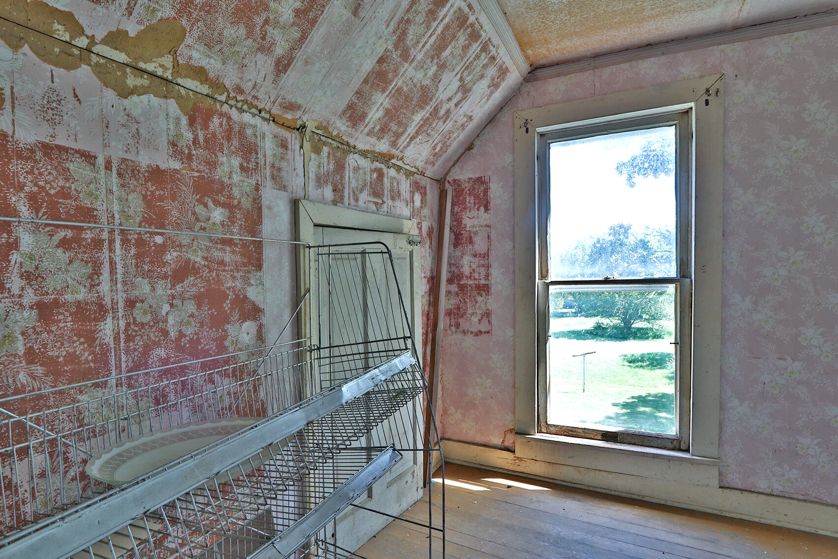 Image for Burrows Tracts Real Estate Online Only Residential Real Estate Auction 1043 7th Street, Pawnee City NE