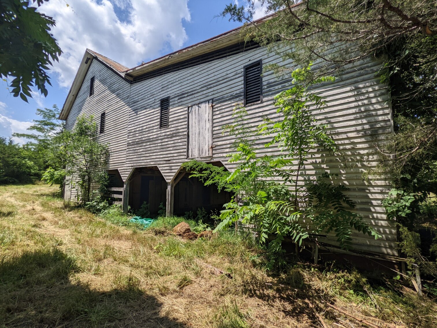 Image for 5.27+/- Acres Zoned R2 With 4 Bed/2 Bath House And Large Barn In McGaheysville VA