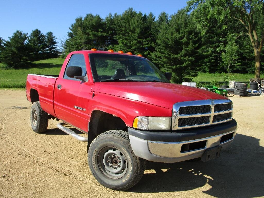 July Downing Consignment Auction Downing, WI