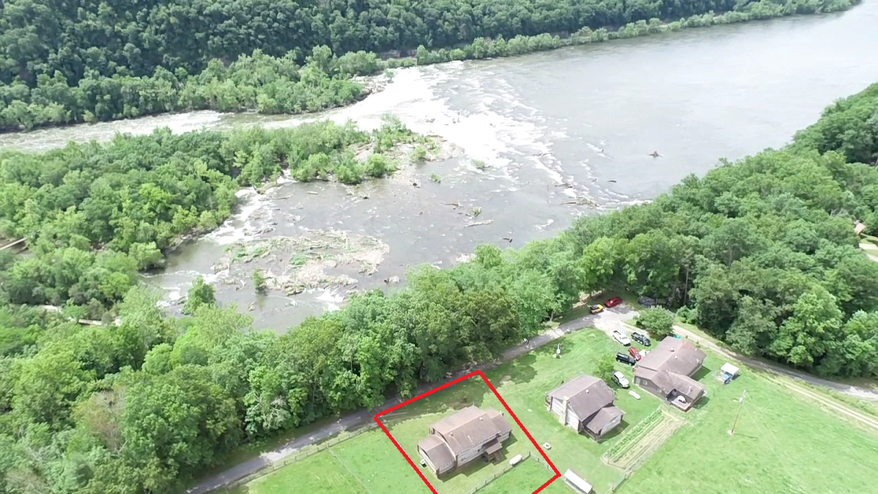 SOLD 115,500 4 Bedroom Log Home Overlooking the New River