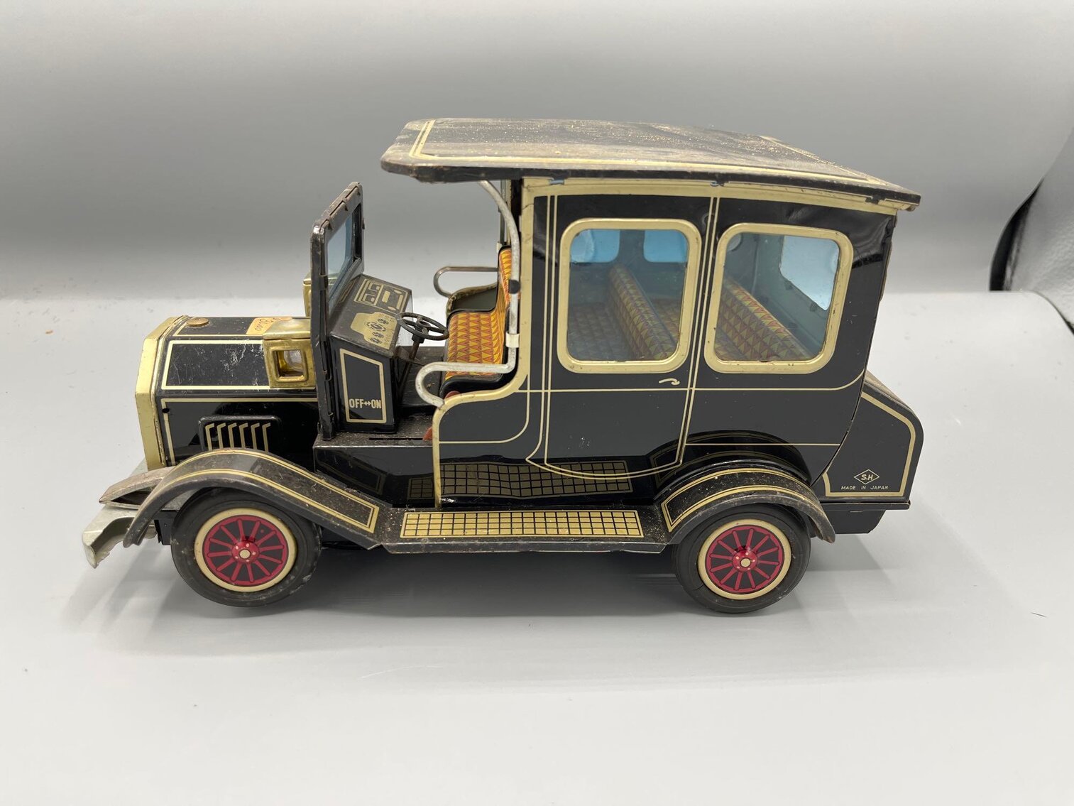 Image for Vintage Toys, Glassware, Antique Furniture