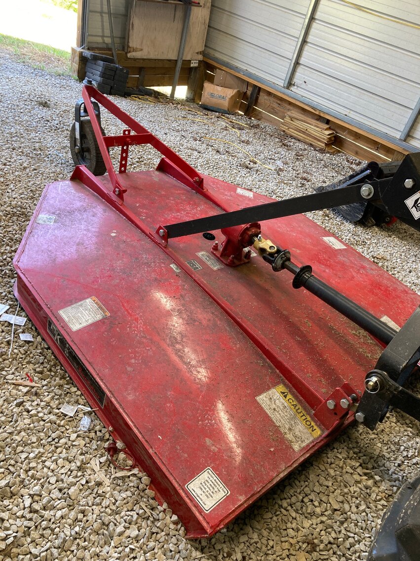 Waynesburg, PA Large Greene Co. Farm/Estate Auction! Tractors