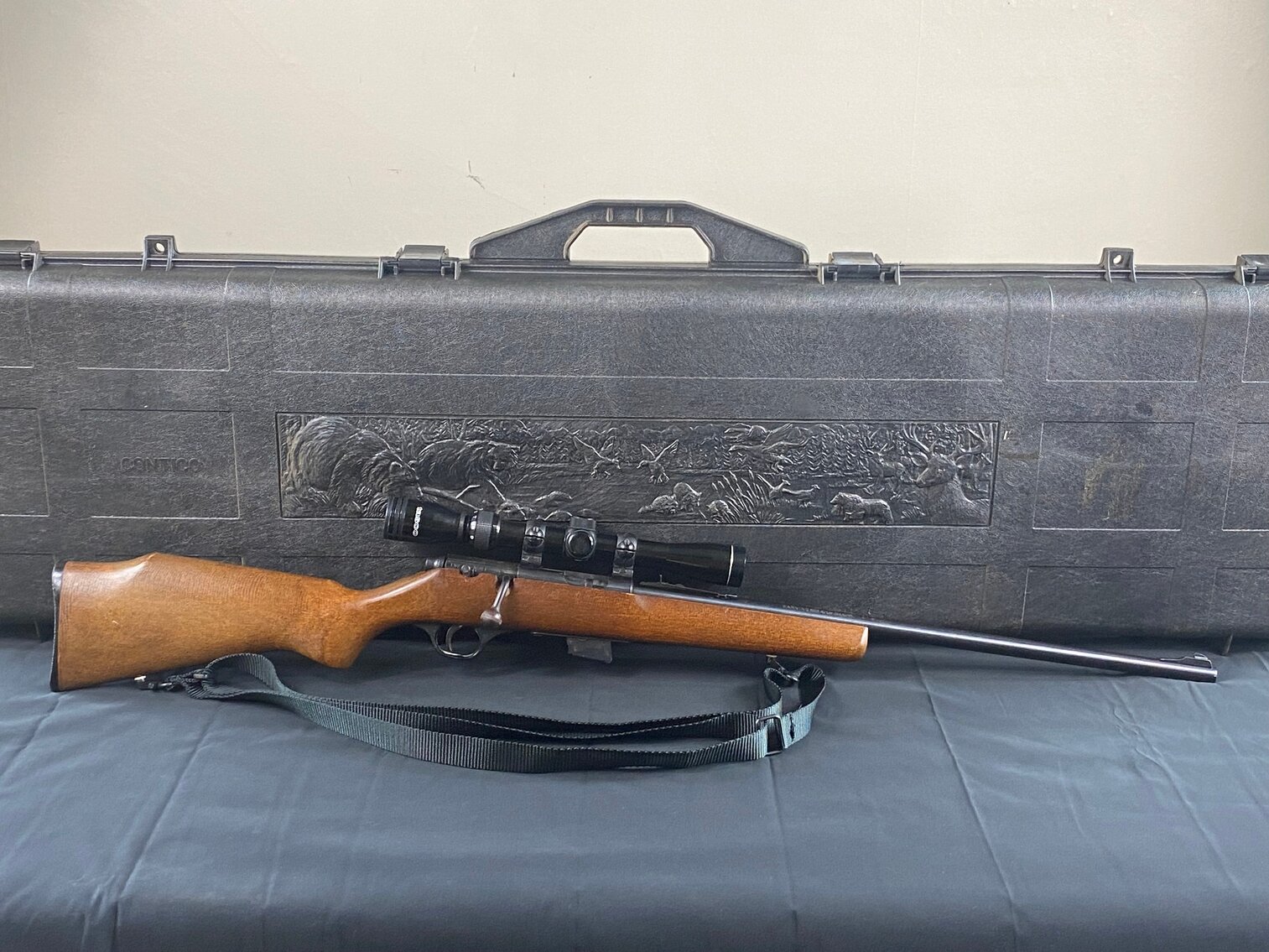 Image for Waynesburg, PA – Large Greene Co. Farm/Estate Auction! Tractors, Equipment, Guns, and more!