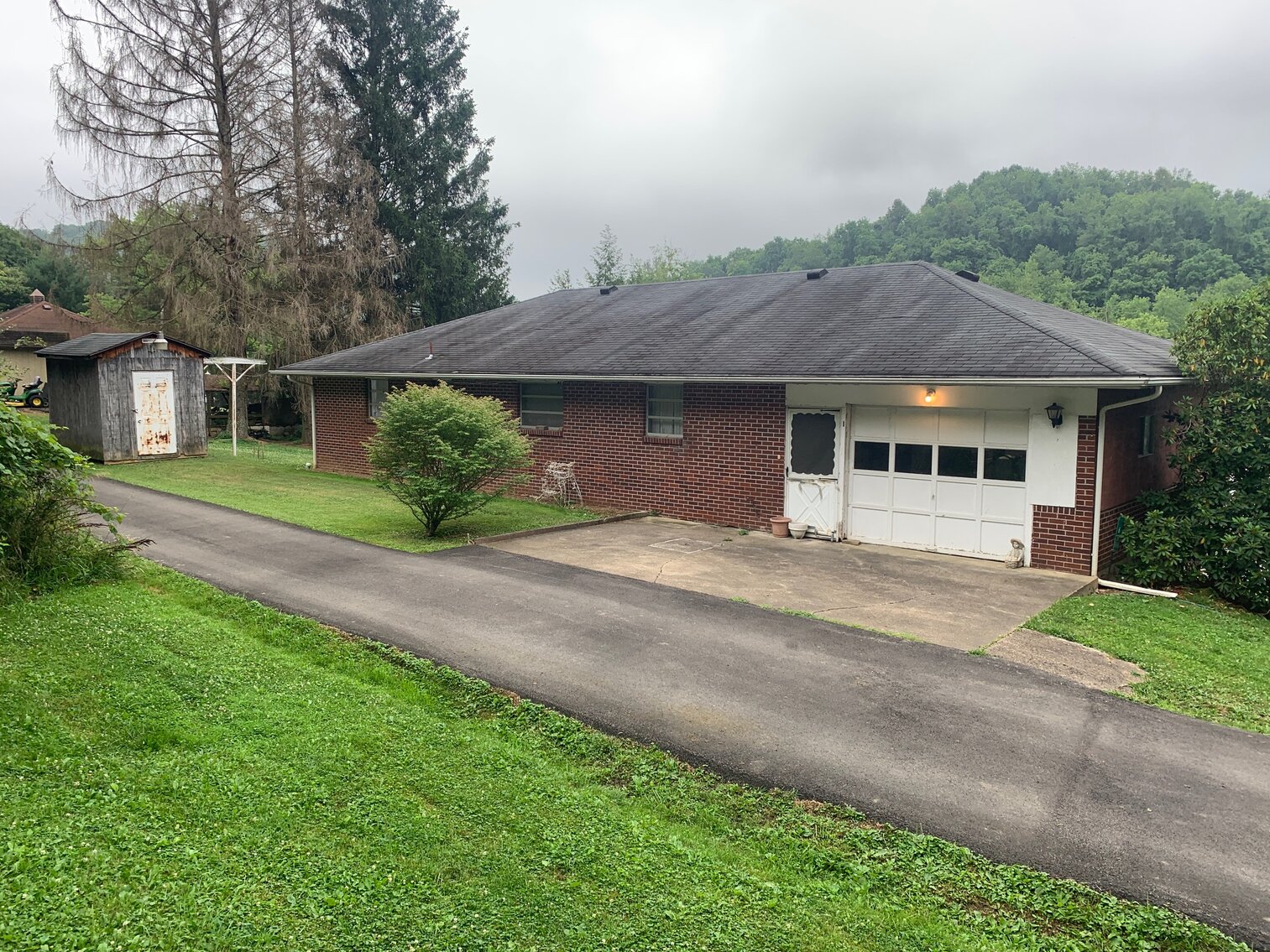 Image for SOLD $46,200 - 2 Bedroom Brick Home on 3 Acres