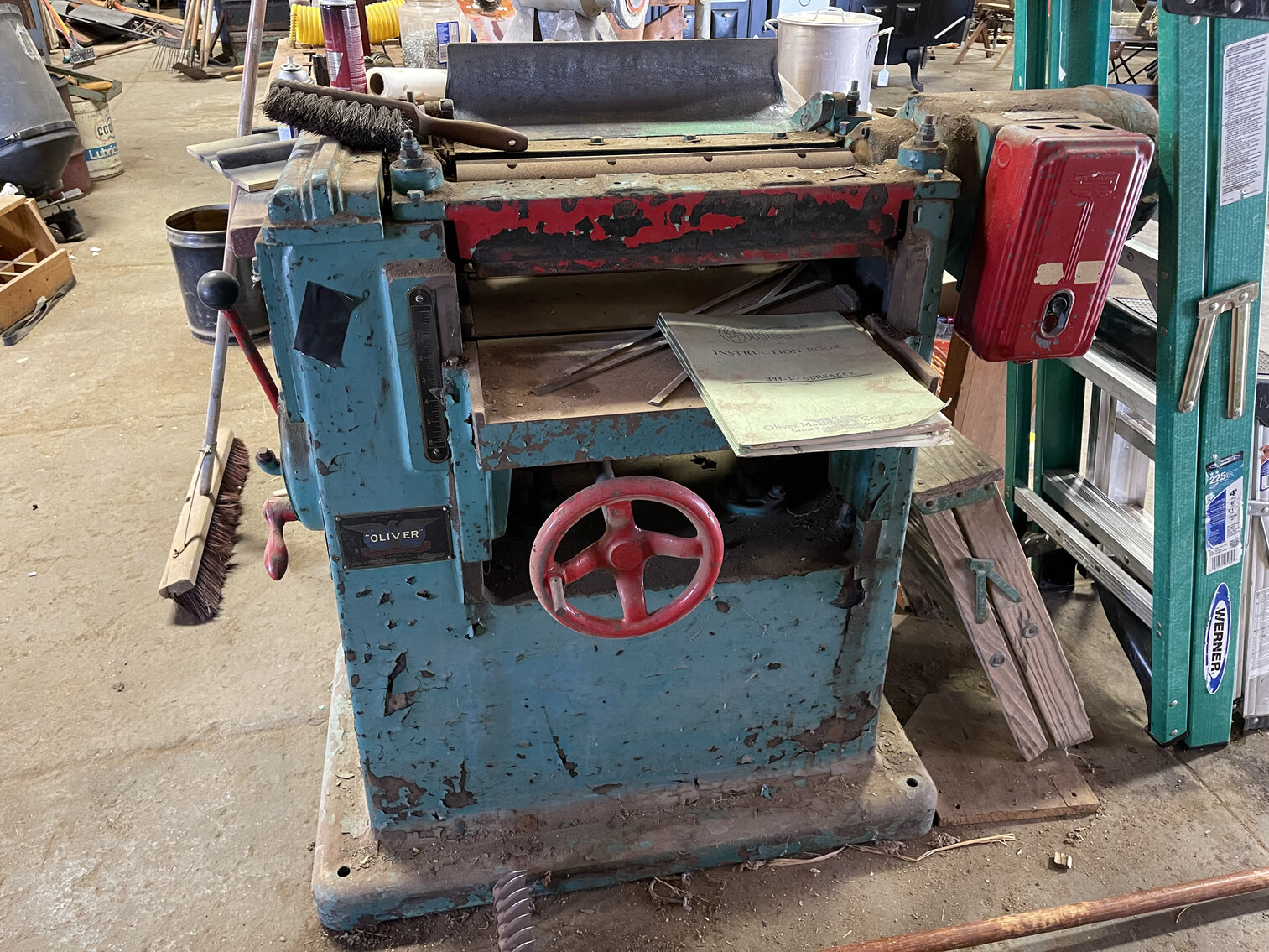 Online Only Auction: Classic Cars, Antiques, Collectibles! photo 6