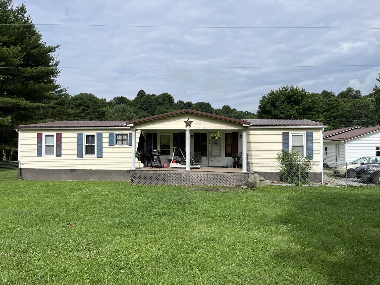 Image for SOLD $195,250 - 2 Income Generating Properties on 1.5 Acres