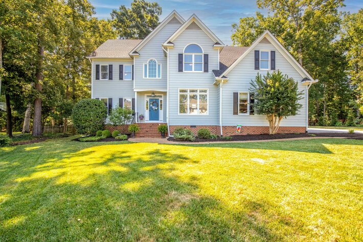 Image for SOLD! | Immaculate 5 Bedroom, Move-In Ready Home in Sought-After Subdivision of Midlothian. Listed for $645,000! Masterpiece By Motleys