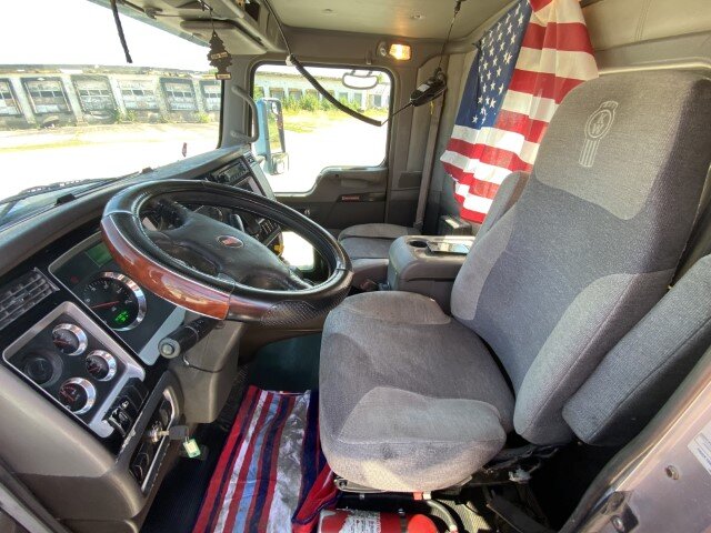 Image for 2011 Kenworth T660