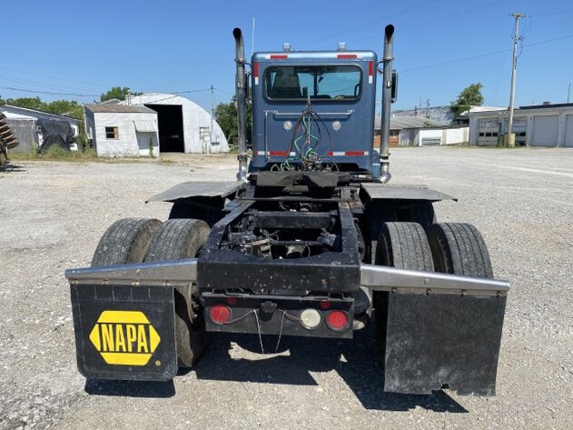 Image for 2006 Peterbilt 385