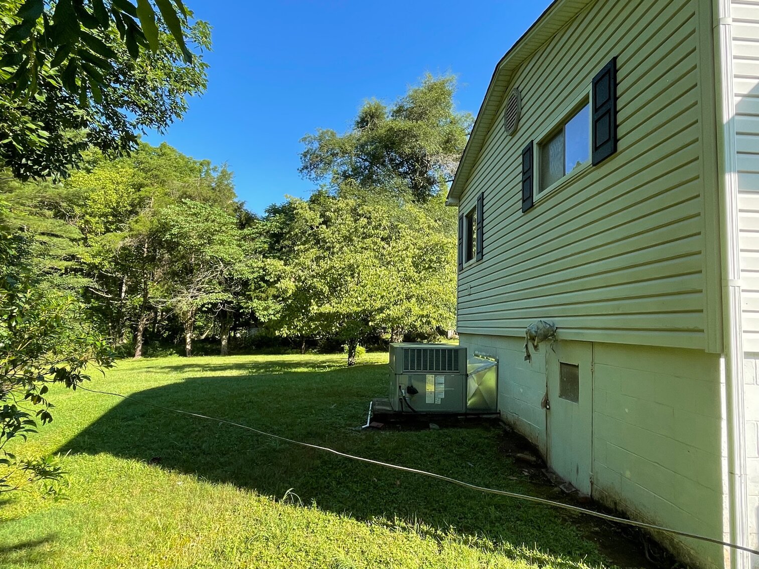 Image for SOLD $50,050 - 3 Bedroom Cape Cod Selling to the Highest Bidder