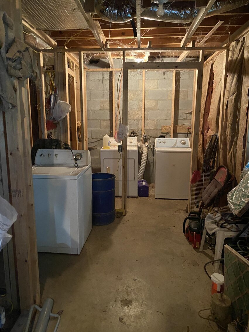 Image for SOLD $220,000 - 16-Acre Mini Farm with Home in Putnam County