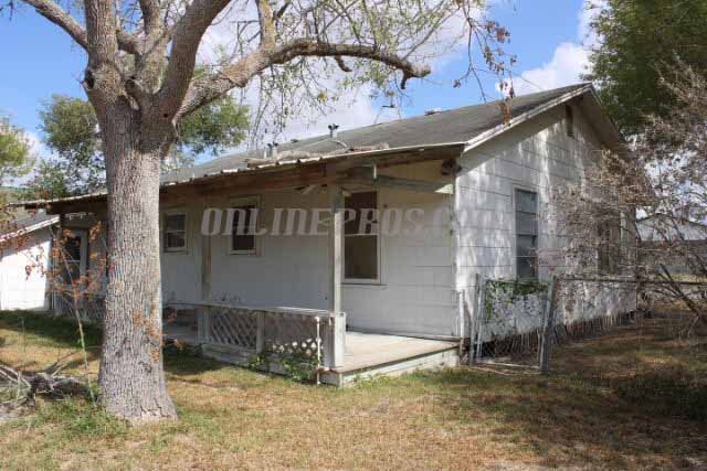 Image for Banquete Independent School District (Houses/Portables) - Banquete, T