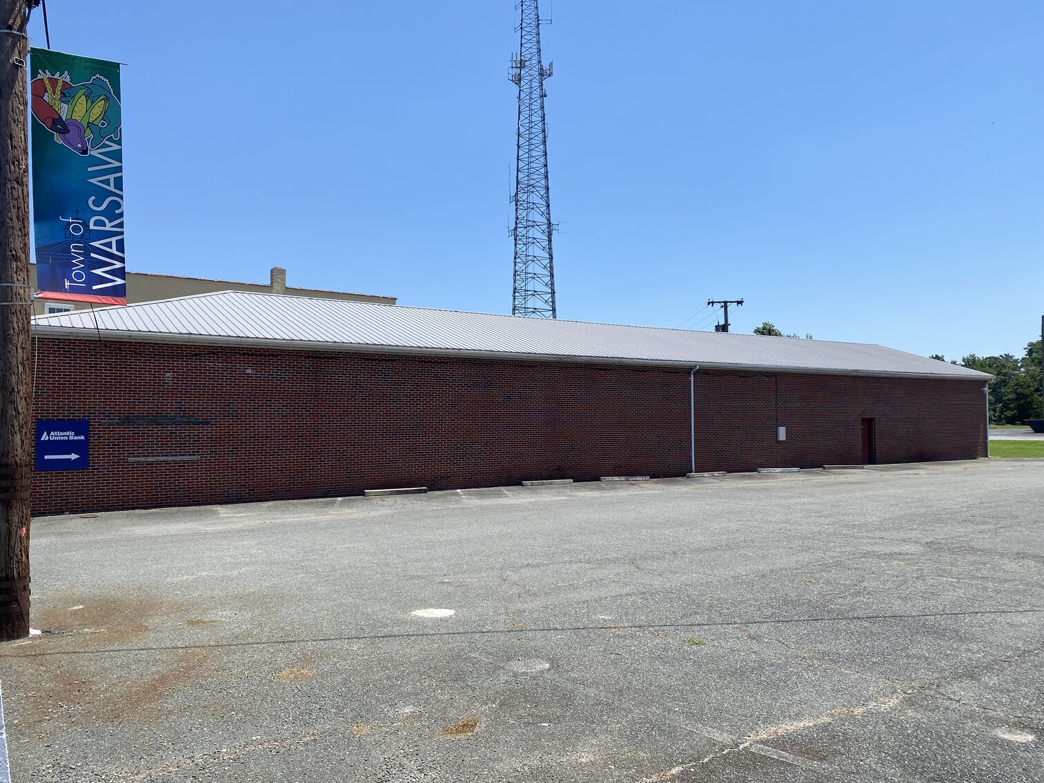 Image for Downtown, Main St. Commercial Flex Building - 5,658 SF - .64 AC - 24 Parking Spots - Concept Plans Included - 74 Main St. Warsaw VA