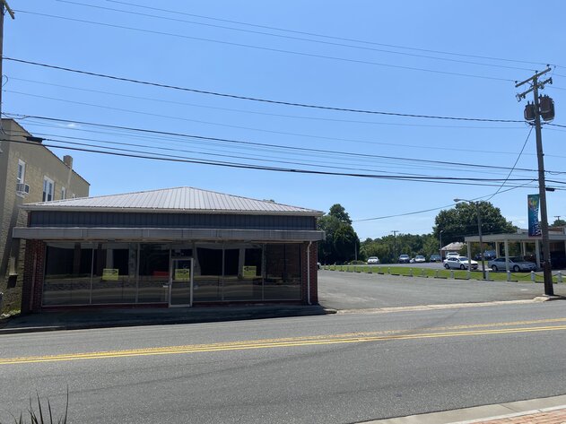 Image for Downtown, Main St. Commercial Flex Building - 5,658 SF - .64 AC - 24 Parking Spots - Concept Plans Included - 74 Main St. Warsaw VA