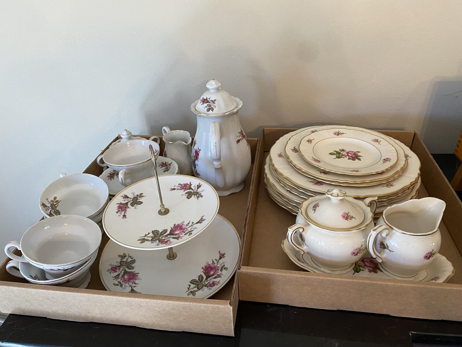 Image for Washington, PA – Moving Auction! Quality Furniture, Glassware, Collectibles, Décor, Electronics, and More!