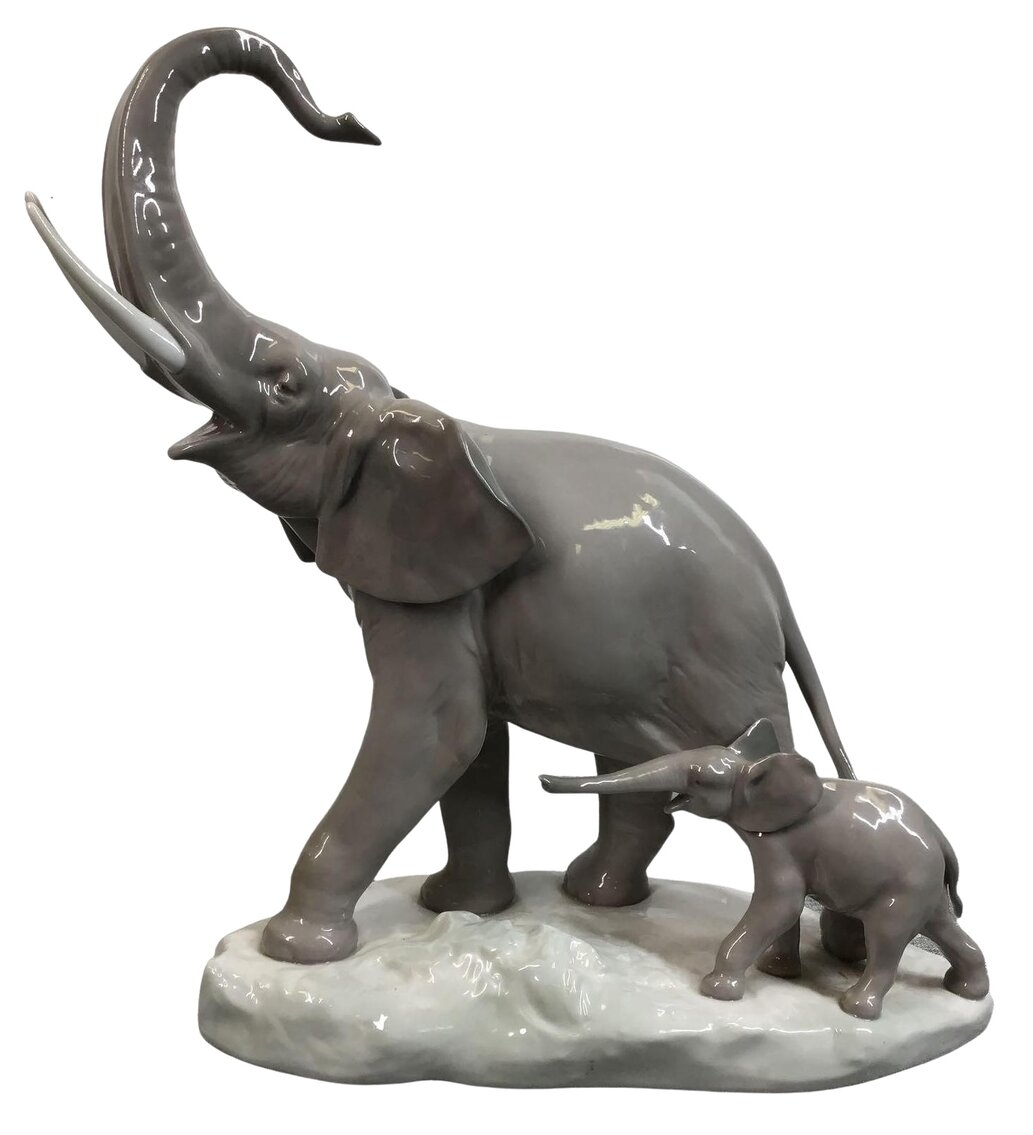 Image for Lladro | August 10, 2022 at 8:00 PM