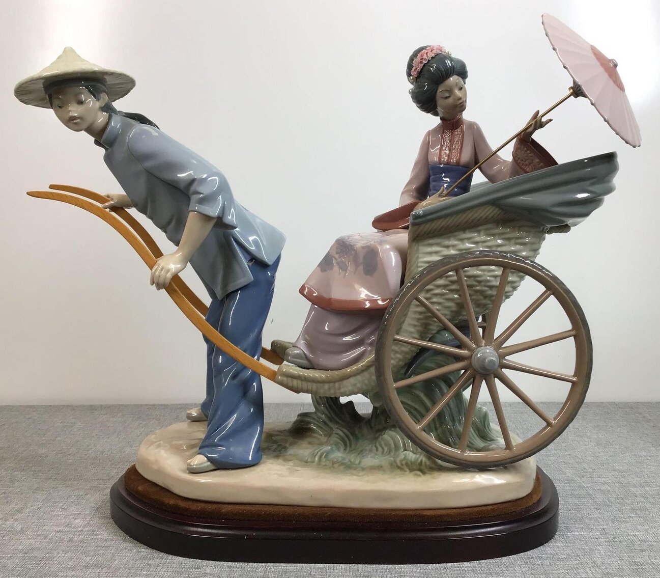 Image for Lladro | August 10, 2022 at 8:00 PM