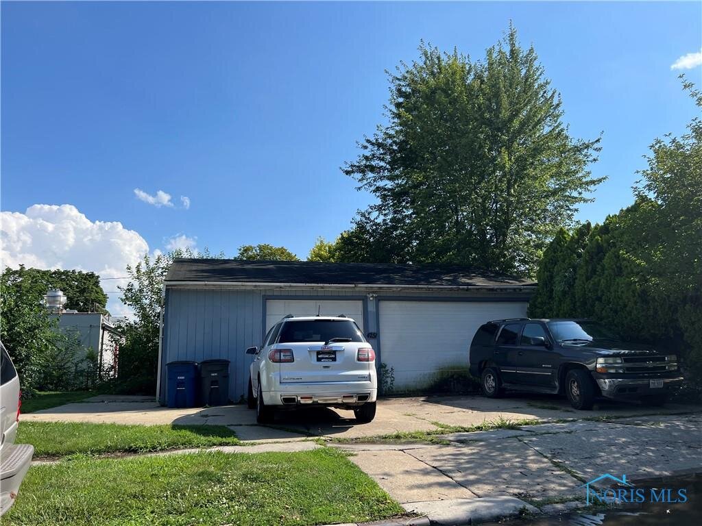 Image for MINIMUM BID AUCTION $75,000! 4251 Douglas Rd