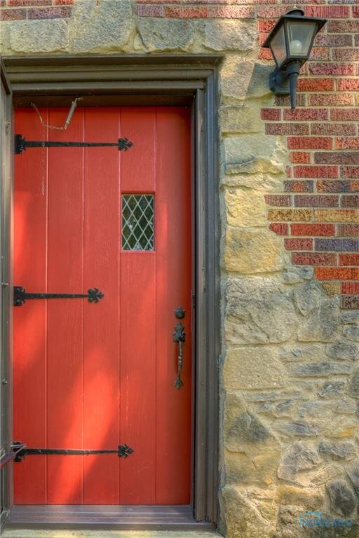 Image for MINIMUM BID AUCTION $279,000! 2053 Holloway Rd