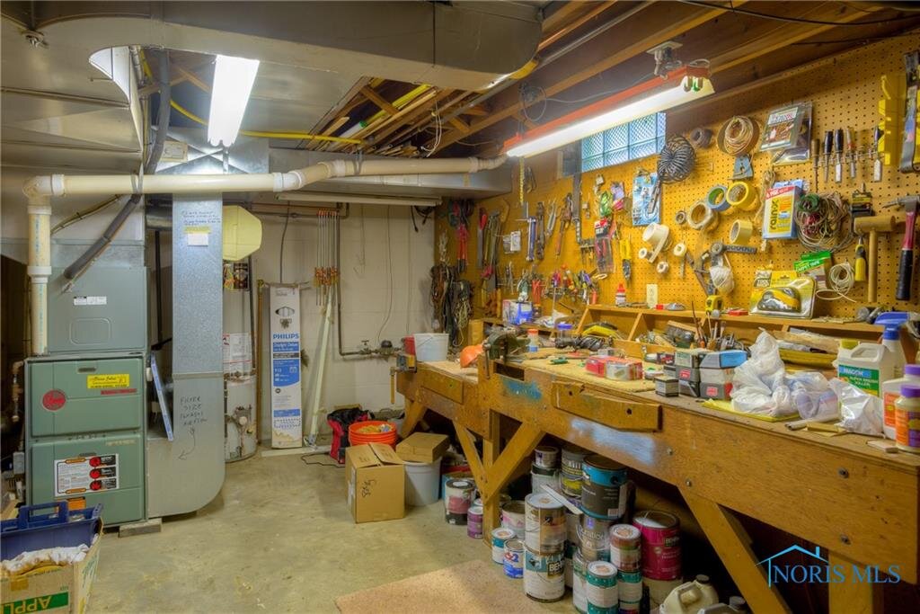 Image for MINIMUM BID AUCTION $279,000! 2053 Holloway Rd