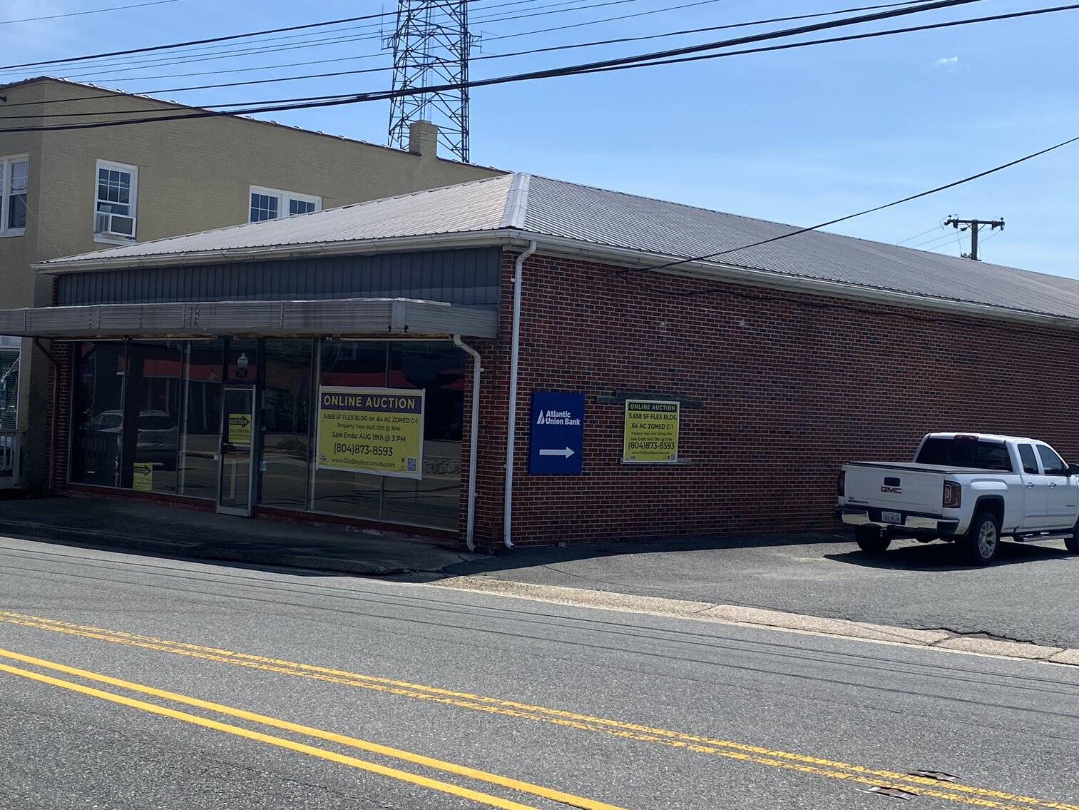 Image for Downtown, Main St. Commercial Flex Building - 5,658 SF - .64 AC - 24 Parking Spots - Concept Plans Included - 74 Main St. Warsaw VA