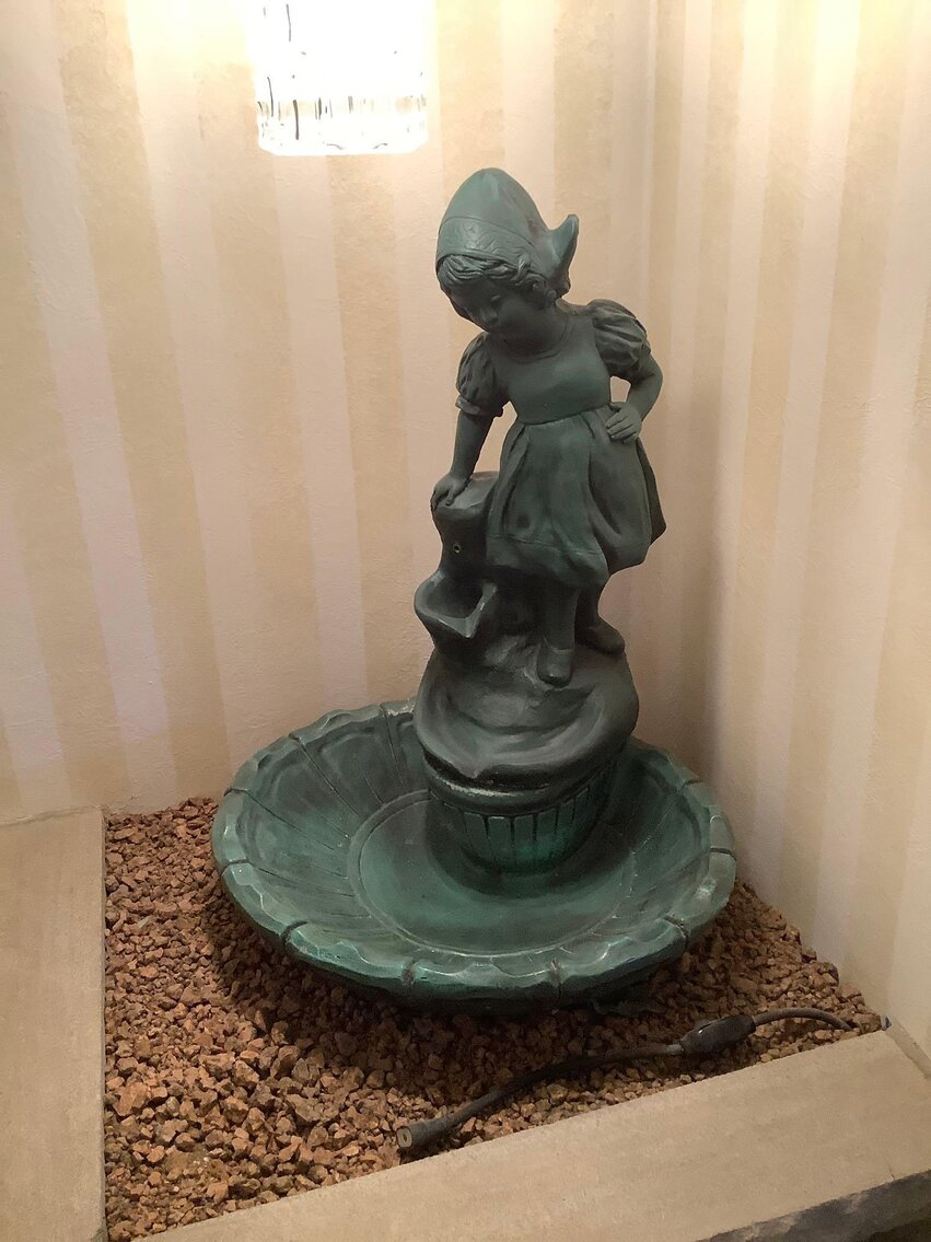 Image for Furniture, collectibles, household-Polaris Ct