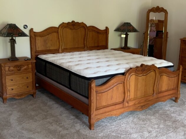 Image for Oak Grove Moving Sale