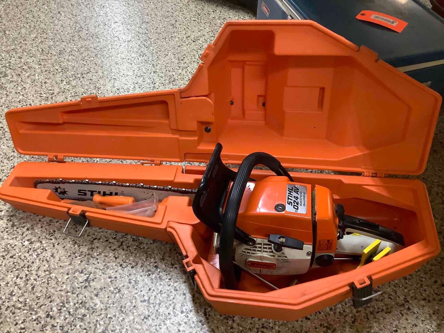 Image for Vehicle, Furniture, collectibles, household-Main front