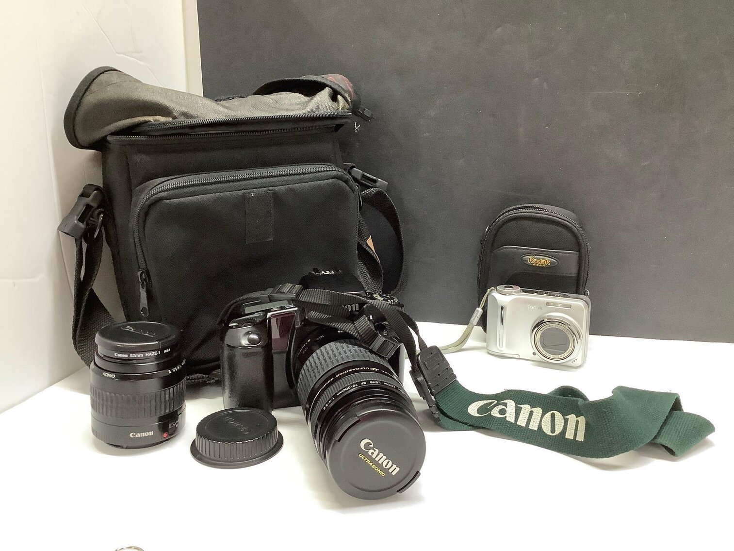 Image for Vehicle, Furniture, collectibles, household-Main front