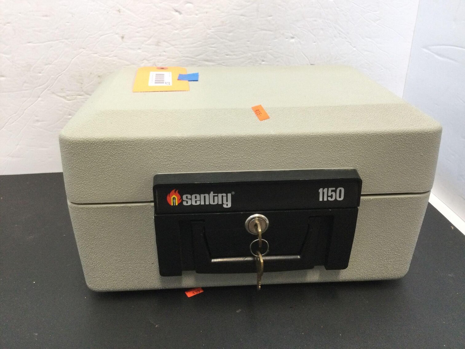 Image for Vehicle, Furniture, collectibles, household-Main front