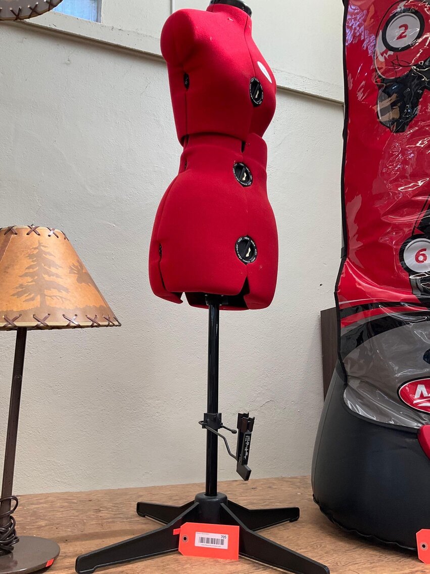 Image for Vehicle, Furniture, collectibles, household-Main front