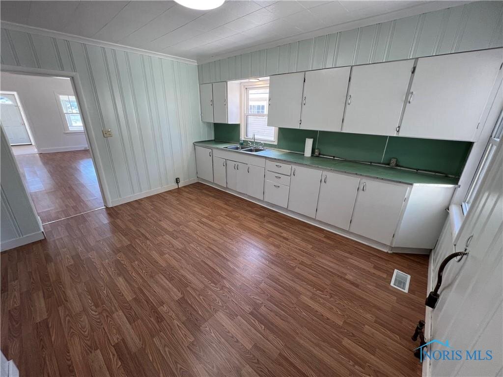 Image for MINIMUM BID AUCTION $39,000! 2039 Autokee St