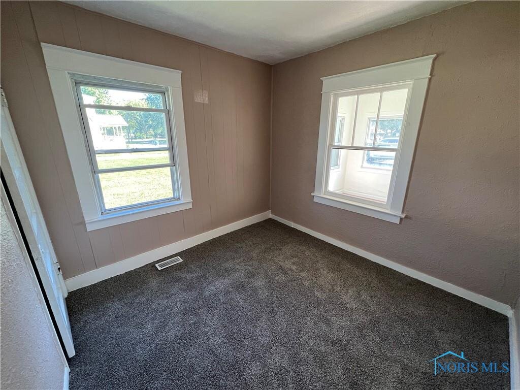 Image for MINIMUM BID AUCTION $39,000! 2039 Autokee St