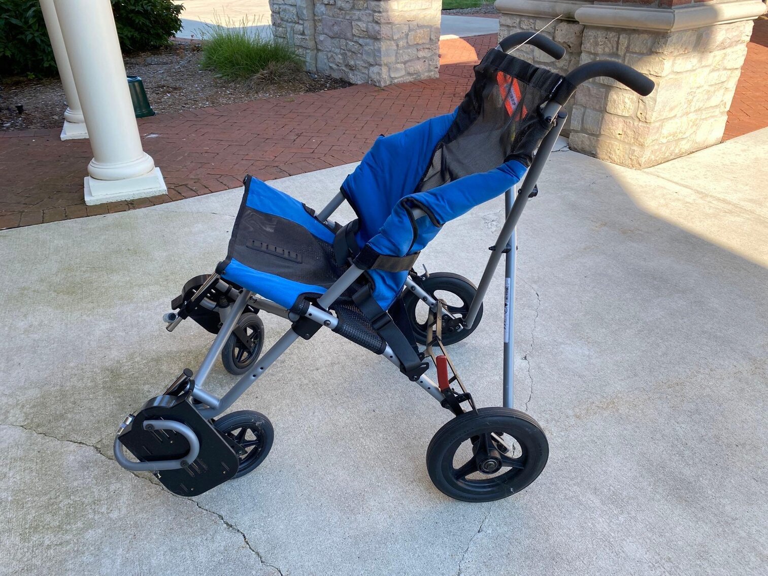 Image for Furniture, collectibles, household-Manitowoc