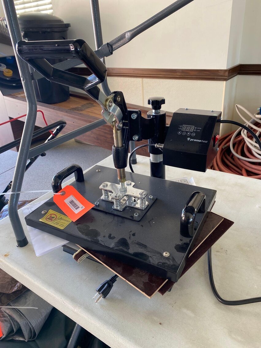 Image for Furniture, collectibles, household-Manitowoc