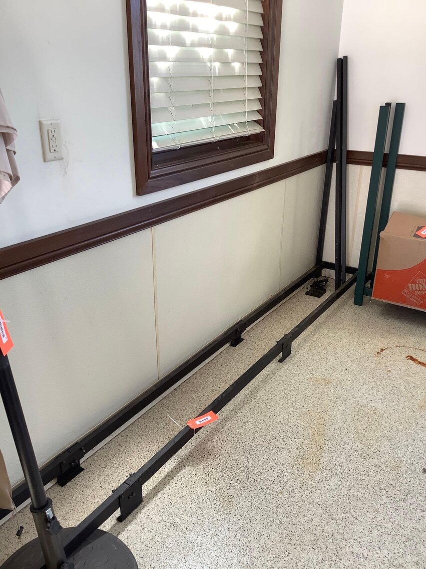 Image for Furniture, collectibles, household-Manitowoc