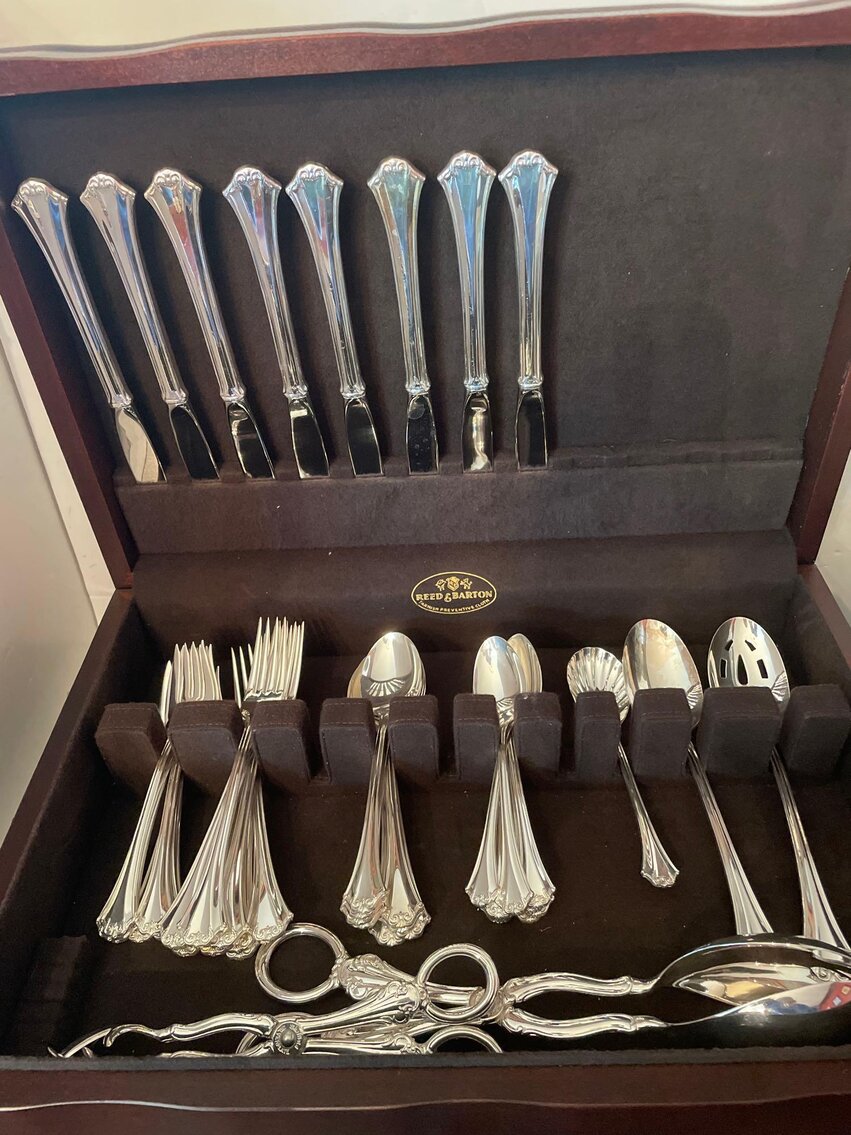 Image for Furniture, collectibles, household-Manitowoc