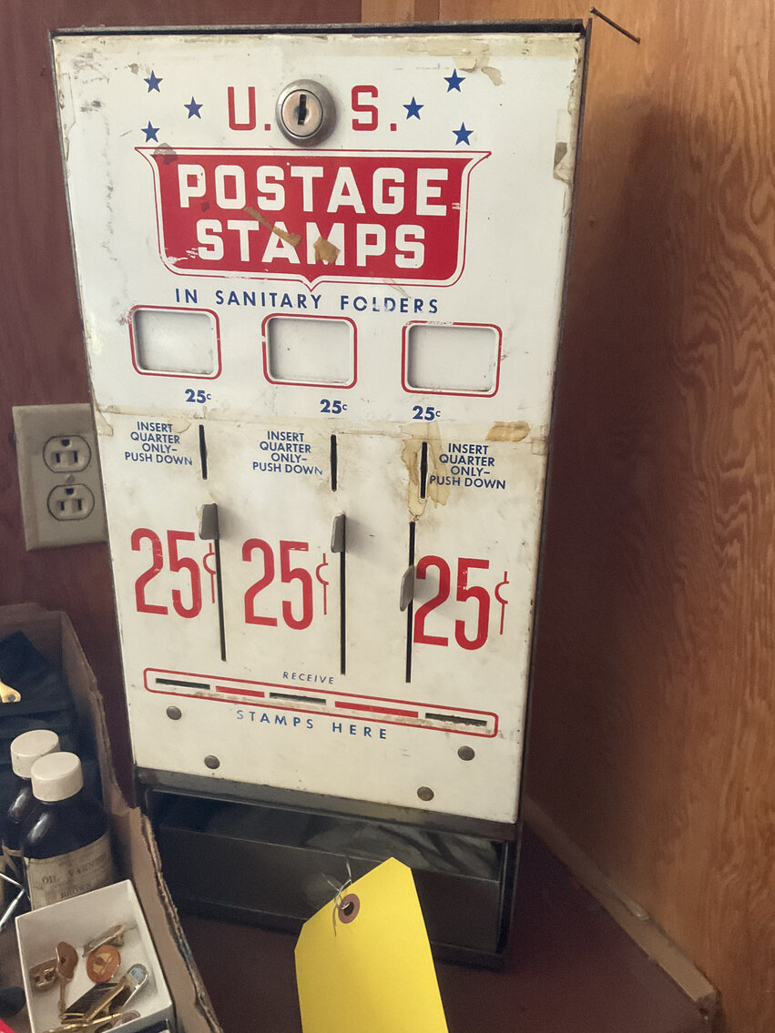 Image for Stan Howe Estate Auction 3 of 3