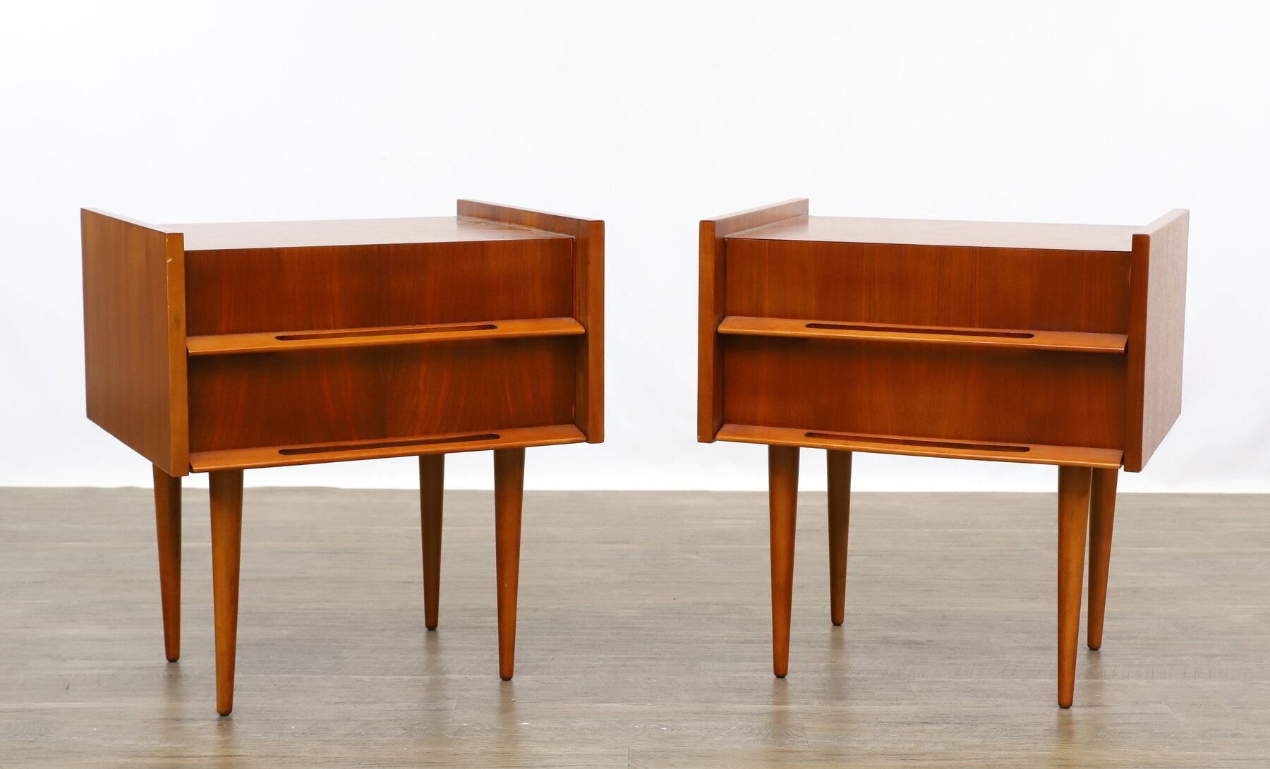 Image for Mid-Century Modern Design | September 8, 2022 at 10:00 AM